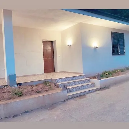 Oda ve Kahvaltı Donna Petronilla Southern House 3*